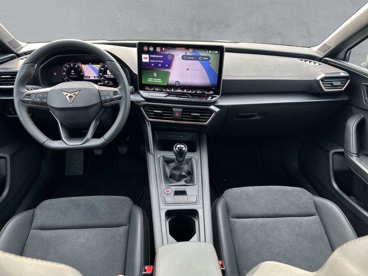 Fahrzeugabbildung CUPRA Leon Sportstourer 1.5 TSI 110 kW (150 PS) 6-Gang - mit KI generiert/bearbeitet