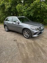 Mercedes-Benz GLC 220 d 4MATIC Autom., AMG Kit, AHK bis 2,5t - Mercedes-Benz GLC 220 in Kiel