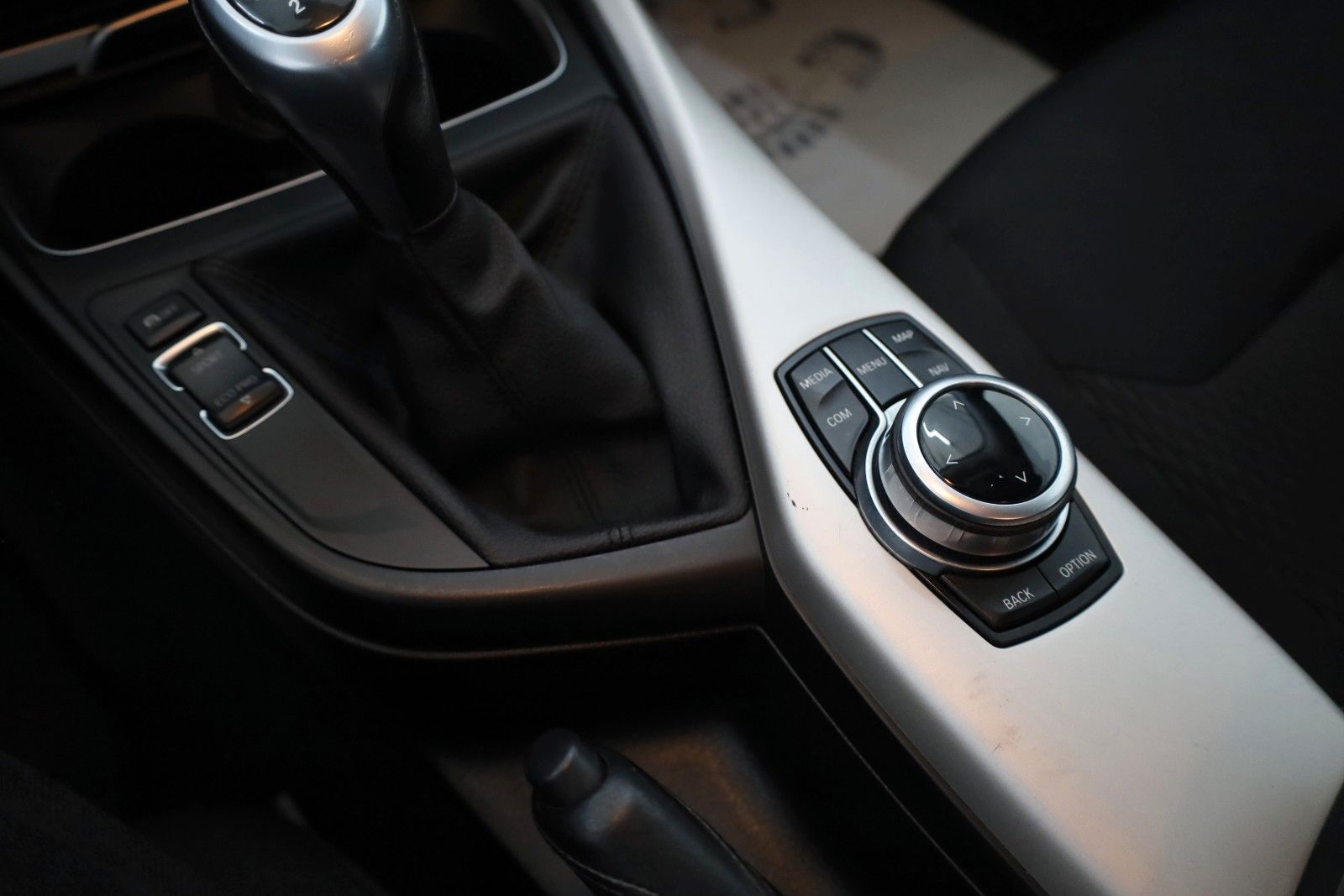 Fahrzeugabbildung BMW 116 d Advantage 5-Türig,Navi,SH,Tempomat,PDC