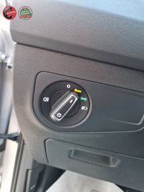 Volkswagen Tiguan - 11