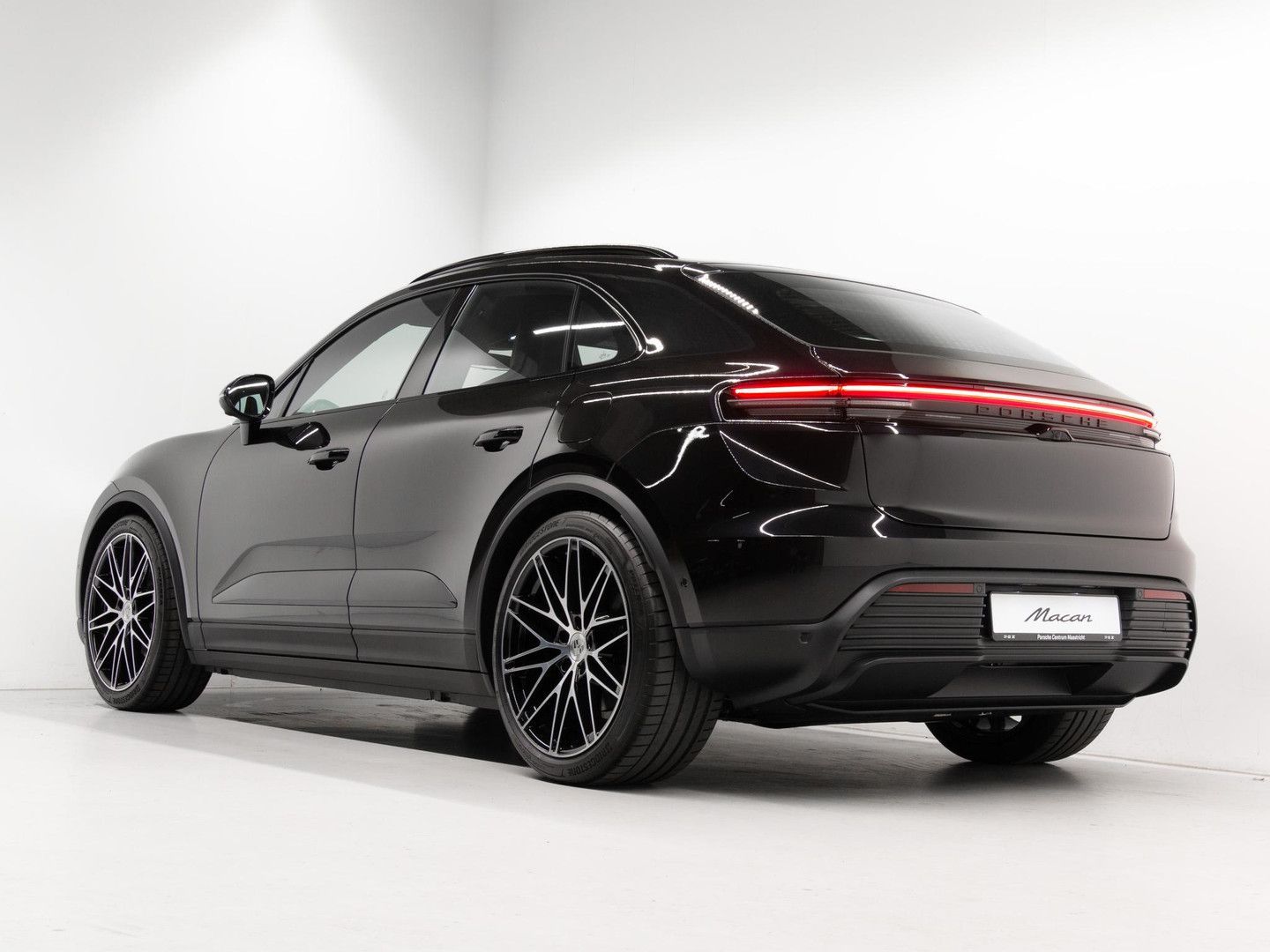 Porsche Macan 4 imagem 3