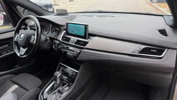 BMW 220 Active Tourer - 11