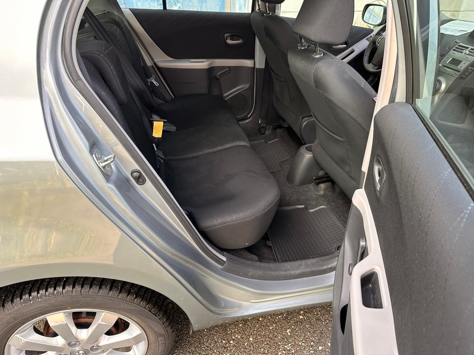 Toyota Yaris Team 1.3 Klima 79'TKM Scheckheft gepflegt