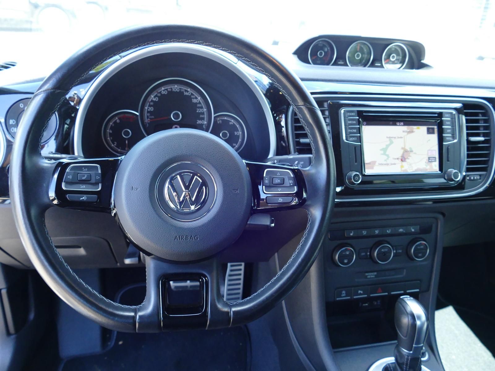 Volkswagen Beetle Cabrio R-Line Exclusive black ABT 19" DSG foto 16