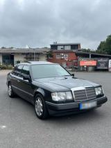 Mercedes-Benz Mercedes Benz W124 230E H Kennzeichen Oldt... - Mercedes-Benz 230 mit Benzin-Antrieb: Limousine, H Kennzeichen
