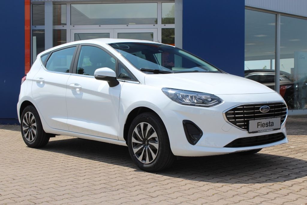 Fahrzeugdetailseite 1 Fahrzeugabbildung Ford Fiesta TITANIUM