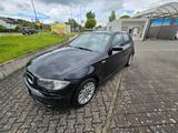 BMW 1er 116i E87  TÜV 06/2026  233.000 km - BMW: Kombi, 8er