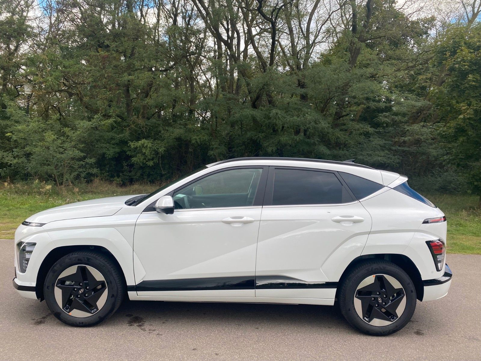 Fahrzeugabbildung Hyundai KONA EV Prime 150 kW *RW496KM*ACC*HeadUp*360°