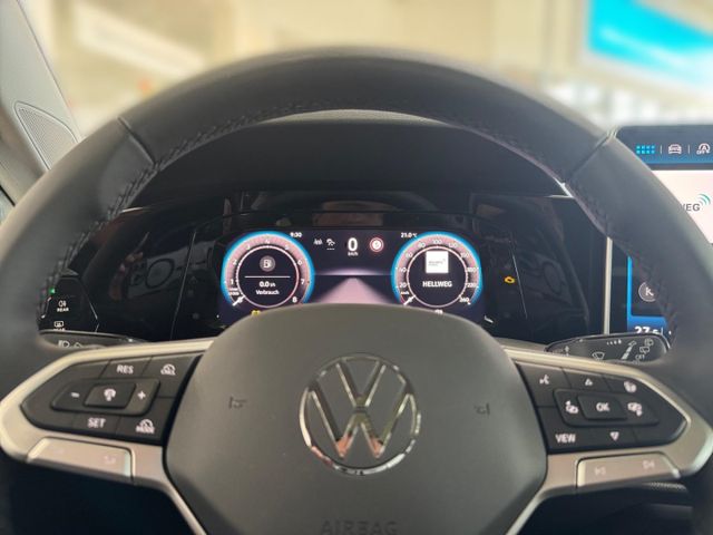 Golf VIII Life Facelift 1.5 TSI LED Navi Panoram