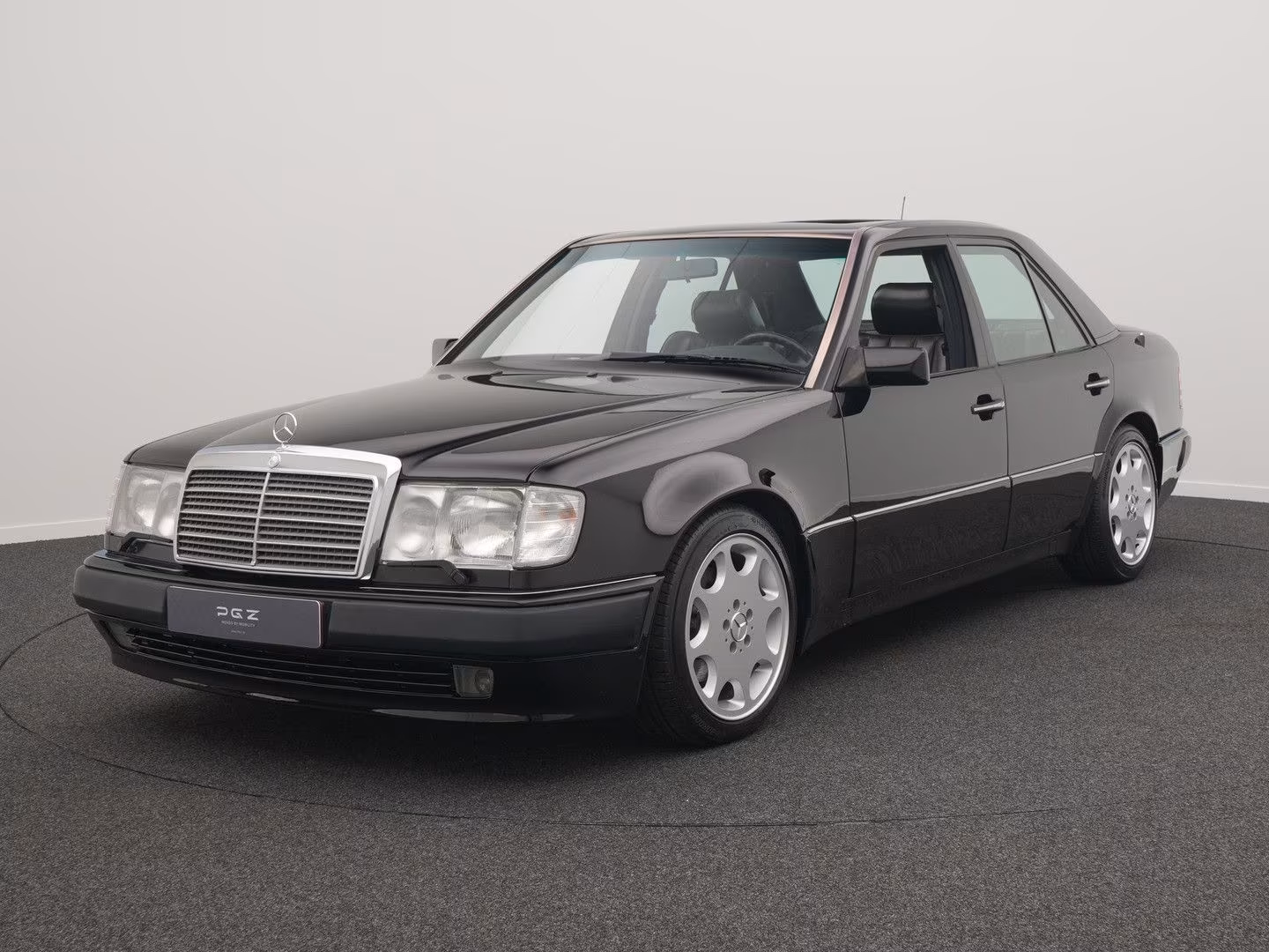 Mercedes-Benz 500 E