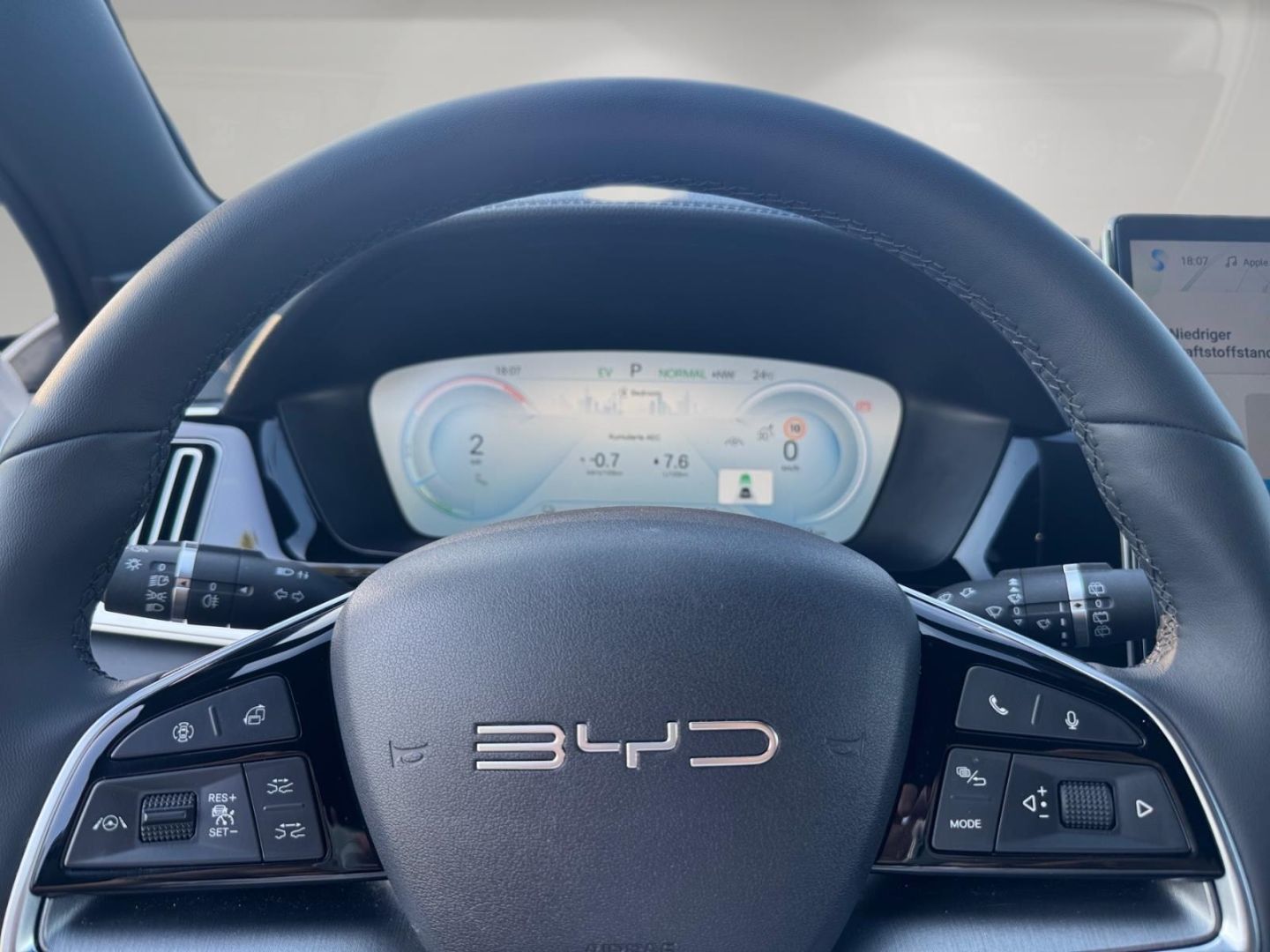 BYD SEAL U