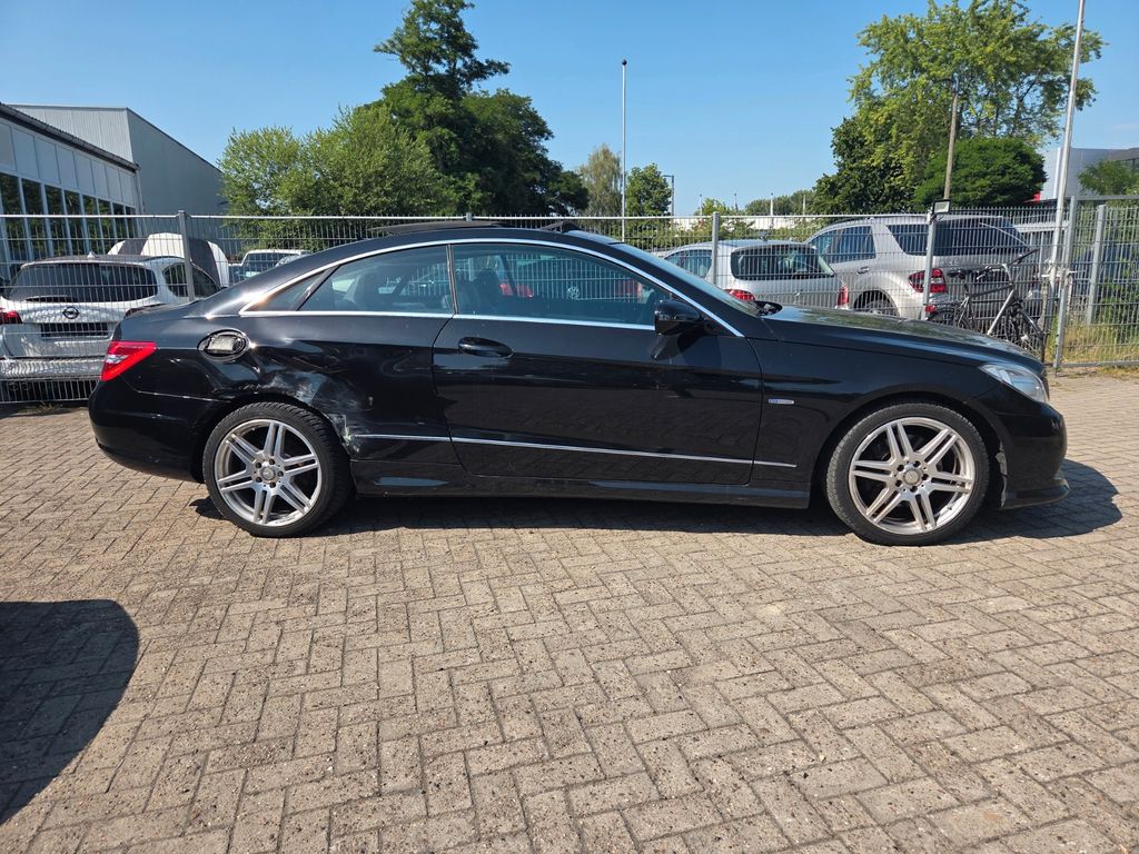 Mercedes-Benz E 350 E Coupe E 350 CGI BlueEfficiency – Ansicht 4