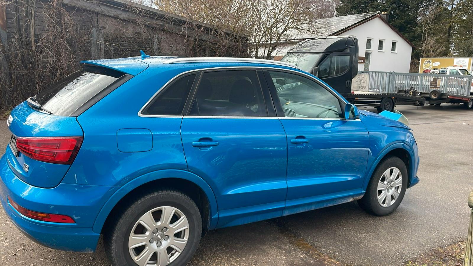 Audi Q3 2.0 TFSI Sport Quattro *Tempomat*Sportsitze*