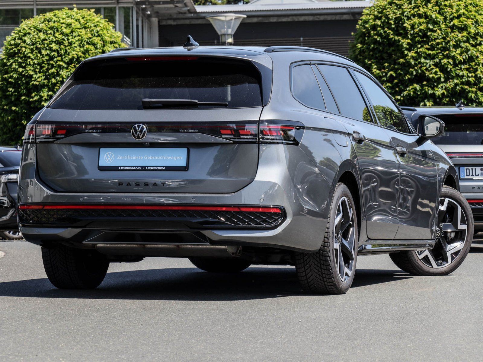 Volkswagen Passat Variant - Bild 2