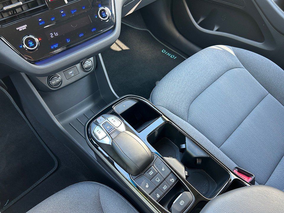 Fahrzeugabbildung Hyundai IONIQ FL ELEKTRO STYLE 1HD GARANTIE7/27 LED+NAV+