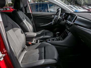 Opel Grandland 1.2 Elegance Ultimate Kamera Navi