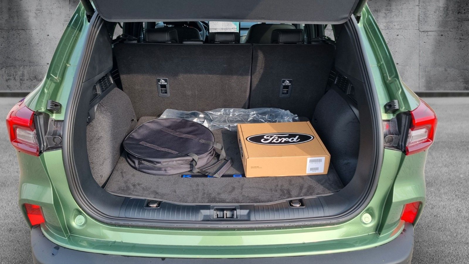 Fahrzeugabbildung Ford Kuga Hybrid Active X
