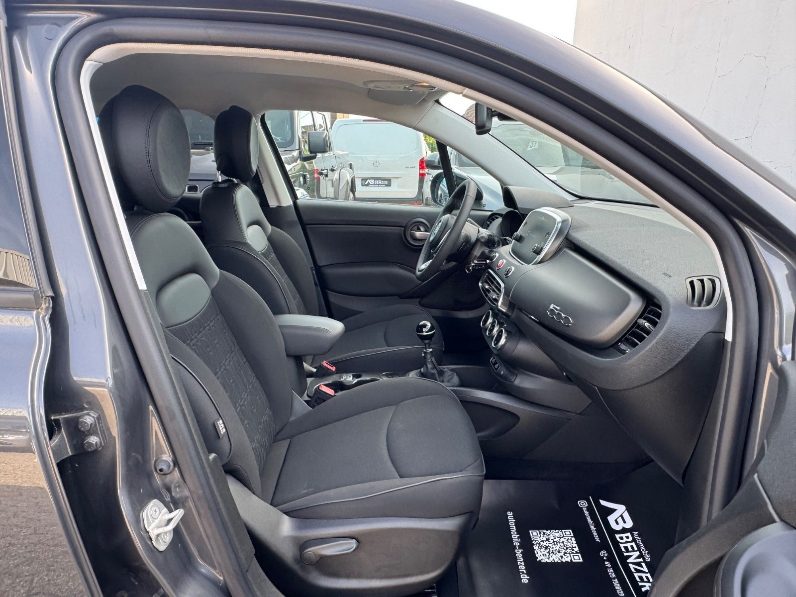 Fahrzeugabbildung Fiat 500X Lounge/LED/R-Cam/KlimaAuto/PDC/