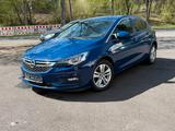 Opel Astra K 5-trg. Business *STANDHEIZUNG *KAMERA - Opel Astra mit Diesel-Antrieb: Kleinwagen