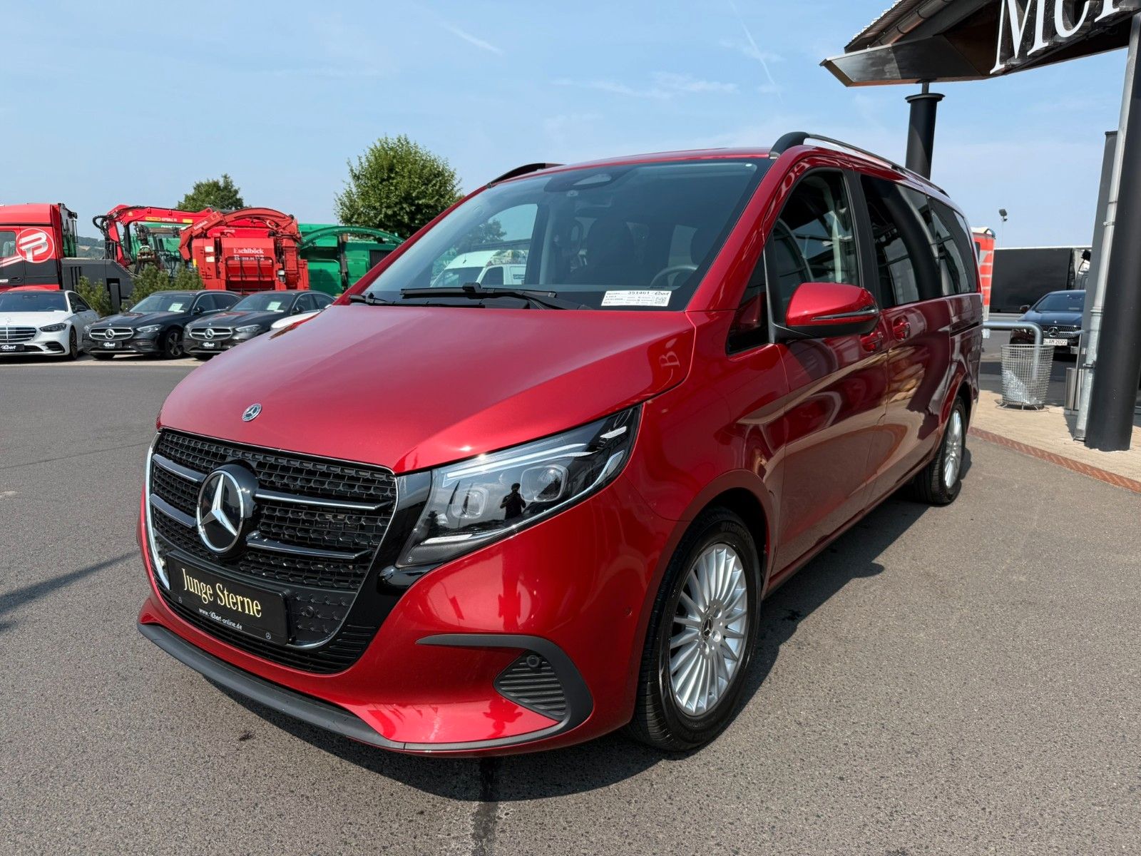 Fahrzeugabbildung Mercedes-Benz V 220 d STYLE AHK2,5to DISTRONIC LED elekt Türen