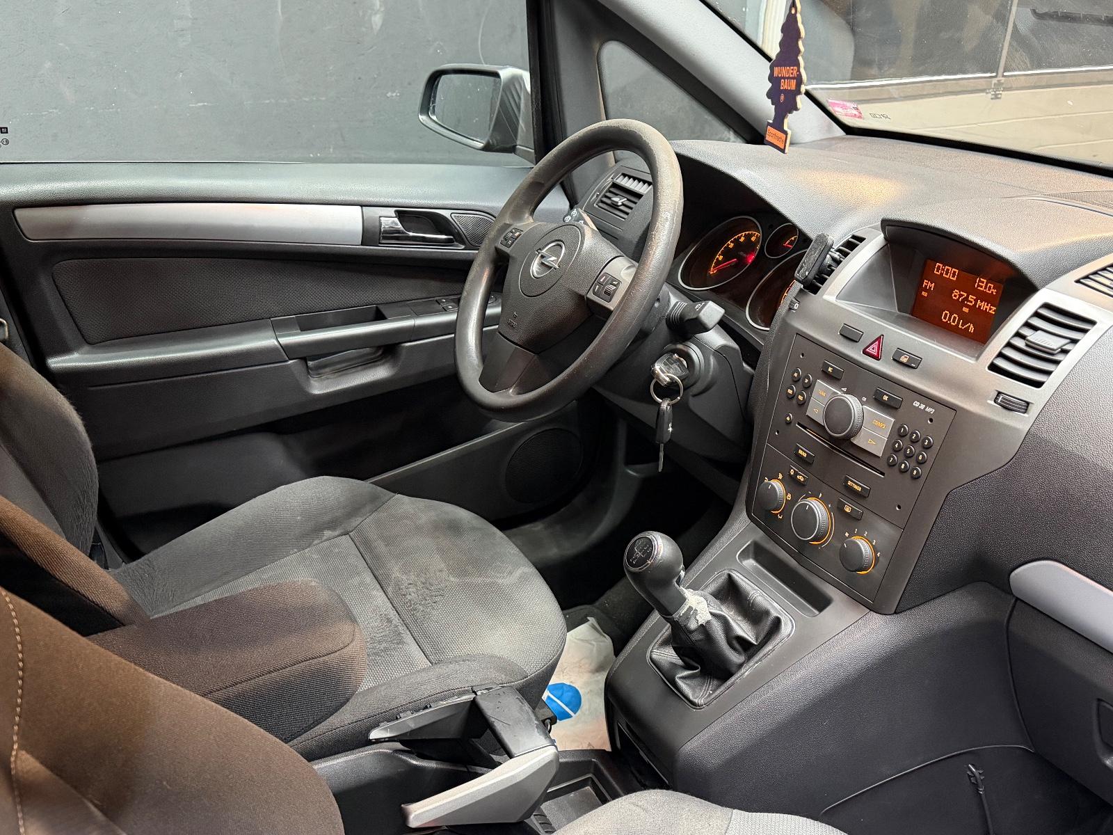 Opel Zafira 2006 — photo 11