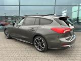 Ford Focus Turnier 1.5 ST-Line X Autom LED Kamera 18" - Ford Focus: ST Line X