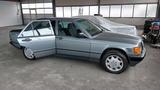 Mercedes-Benz Mercedes Benz 190 D 2.5 Turbo - Mercedes-Benz 190 mit Diesel-Antrieb: Limousine, 2.5