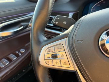BMW 740 - 7