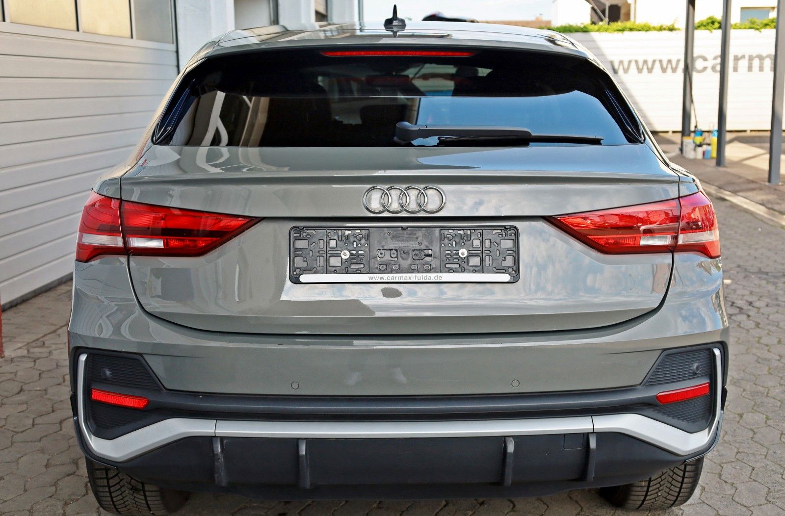 Fahrzeugabbildung Audi Q3 Sportback 35 TFSI S line,T.Leder,Navi,LED,SH