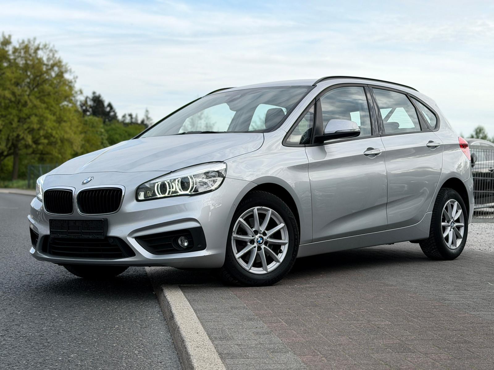 BMW 218 d Active Tourer LED Navi Sitzheizung TOP
