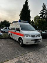 Volkswagen VW T5 TDI  Krankenwagen - : V Kran