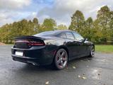 Dodge Charger 5.7 R/T V8, TÜV 08/27,  8-fach bereift - Dodge Charger mit Benzin-Antrieb