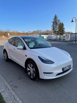 Tesla LR AWD SOH90%, Garantie, AHK, Autopilot, 8 Reife - weiße Tesla Model Y