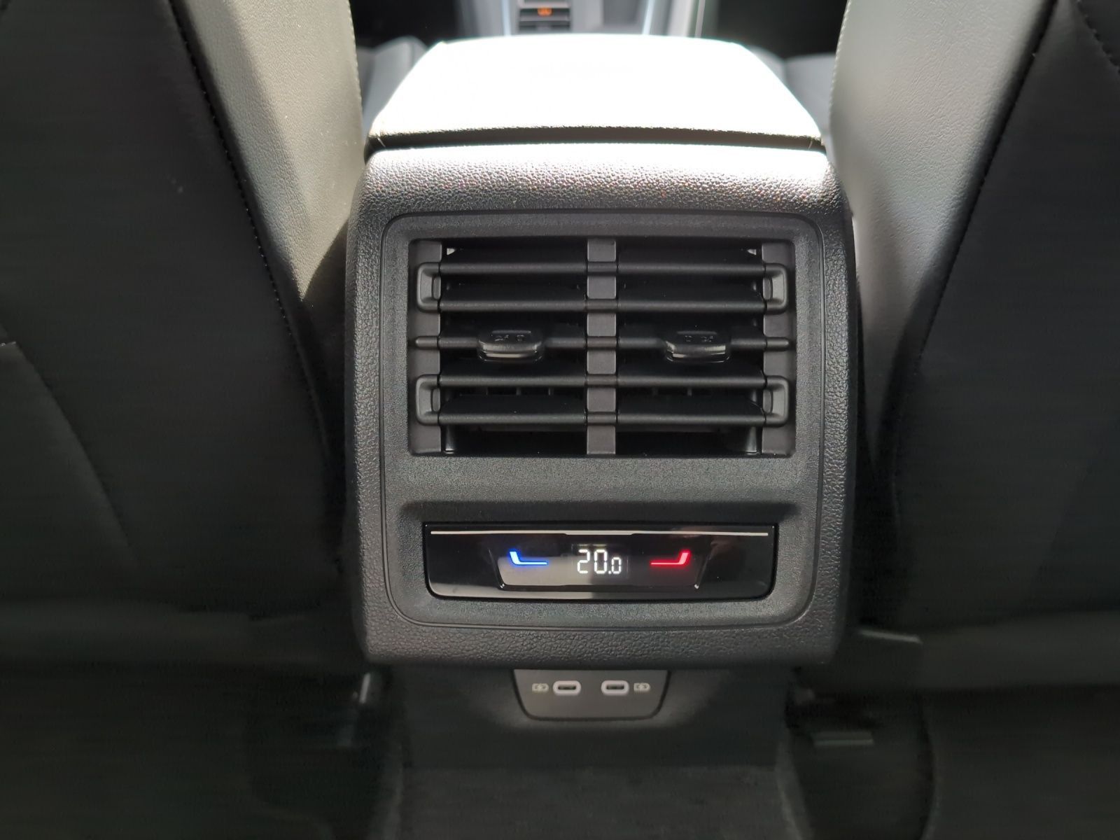Volkswagen Golf - Bild 24