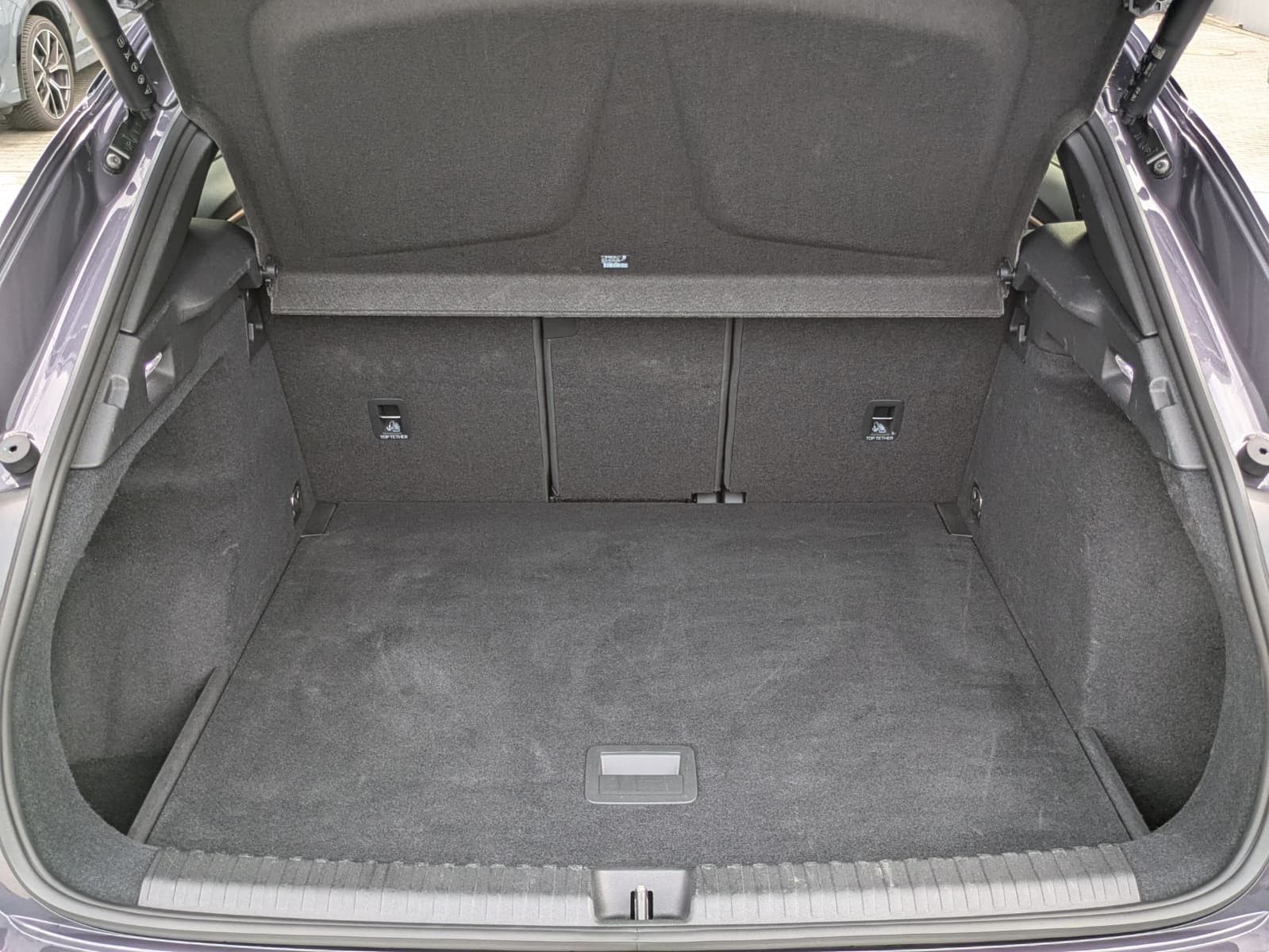 Fahrzeugabbildung CUPRA Terramar 2.0 TSI 4D VZ HUD*MATRIX*PANO*DCC*20"