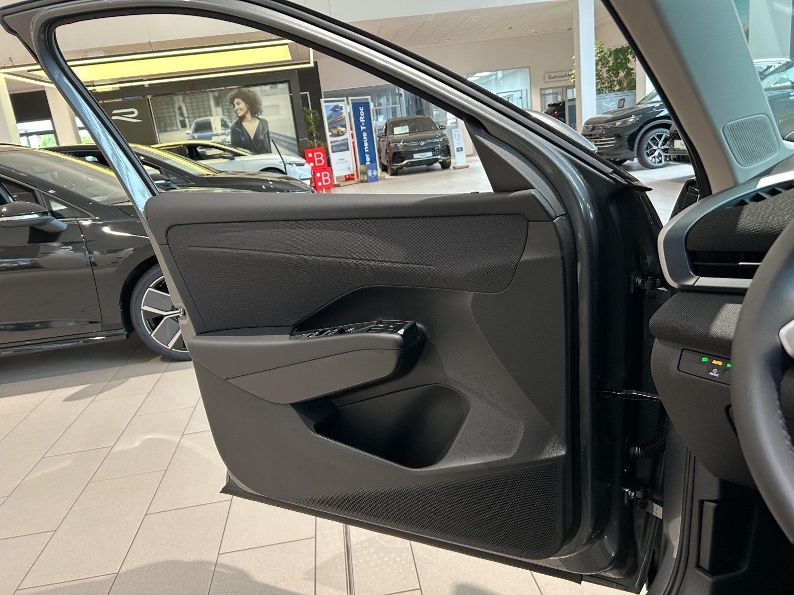 Volkswagen T-Roc - Bild 16