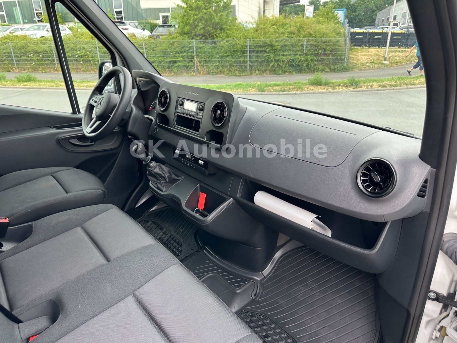 Fahrzeugabbildung Mercedes-Benz Sprinter III Kasten 317 RWD L2H2/Klima/Tempomat
