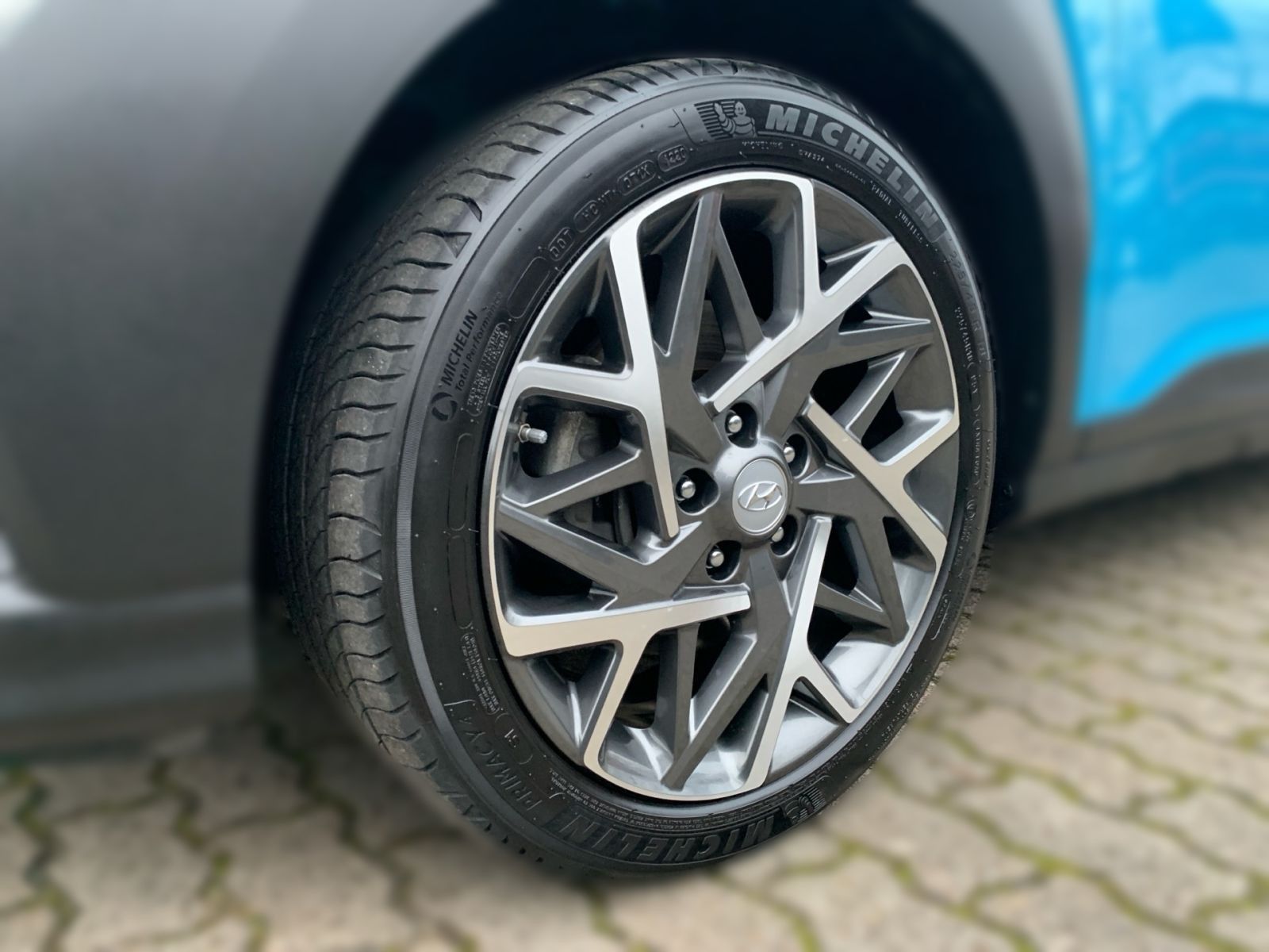 Fahrzeugabbildung Hyundai KONA 1.6 GDI Trend Hybrid AHK Navi 1Hd