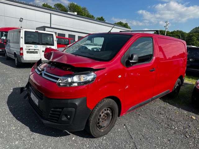 Citroën Jumpy Kasten Business Unfall Motor läuft