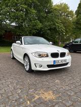 BMW 118d Cabrio - BMW 1er Reihe mit Diesel-Antrieb: Cabrio, Automatik