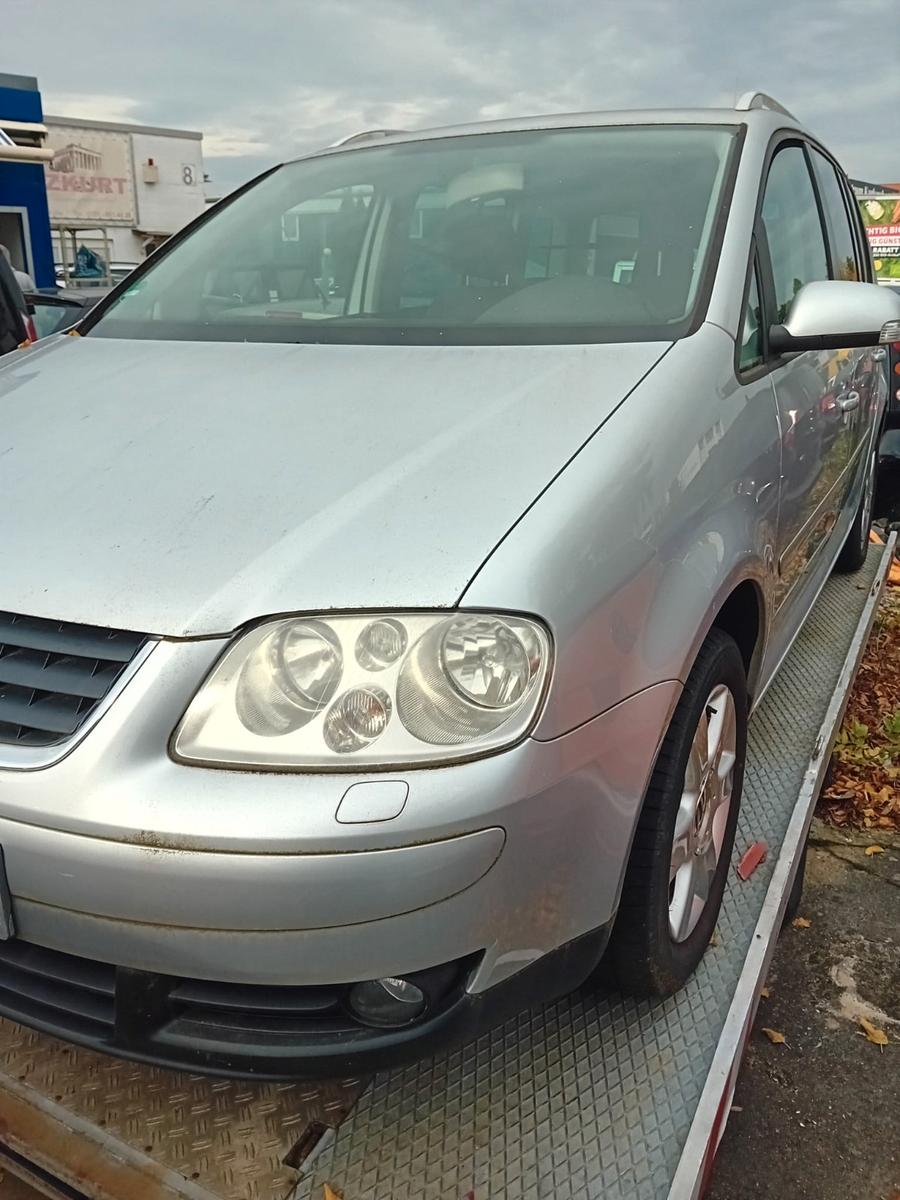 Volkswagen Touran 1.6 FSI Automatik