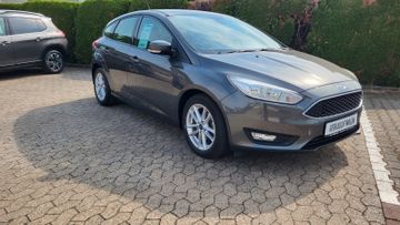 Fahrzeugabbildung Ford Focus Trend 5-Türig 1,6 Ltr.-4 Zyl.