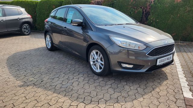 Ford Focus Trend 5-Türig 1,6 Ltr.-4 Zyl.