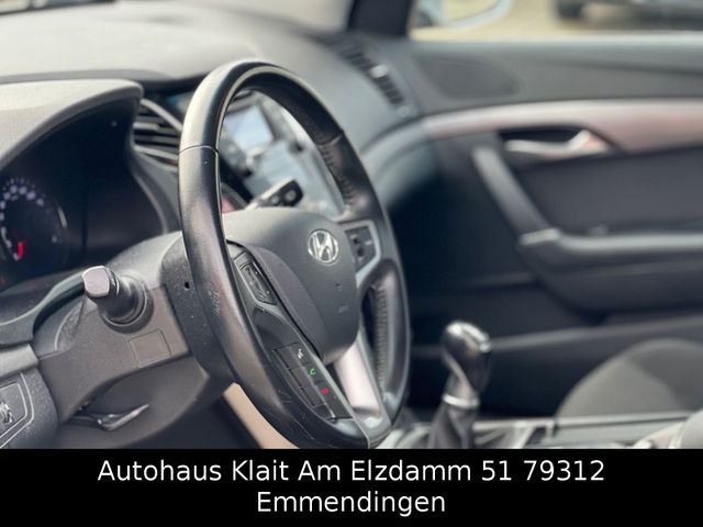 Fahrzeugabbildung Hyundai i40 cw FIFA World Cup Edition Motor 0 KM