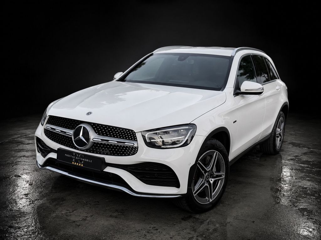 Image of Mercedes-Benz GLC 300