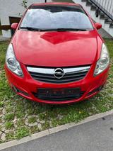 Opel Corsa mit Fahrradträger - Opel Corsa: mit Fahrradträger