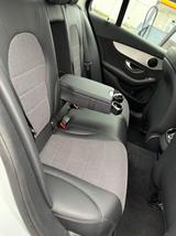 Mercedes-Benz C 180 d - - Mercedes-Benz C 180 mit Diesel-Antrieb