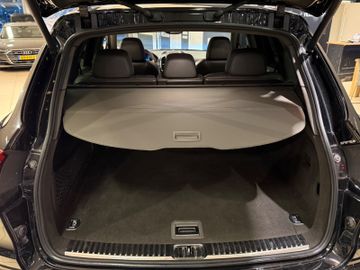 Porsche Cayenne - 11