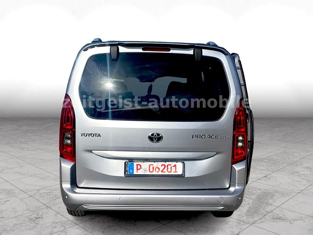 Toyota Proace City