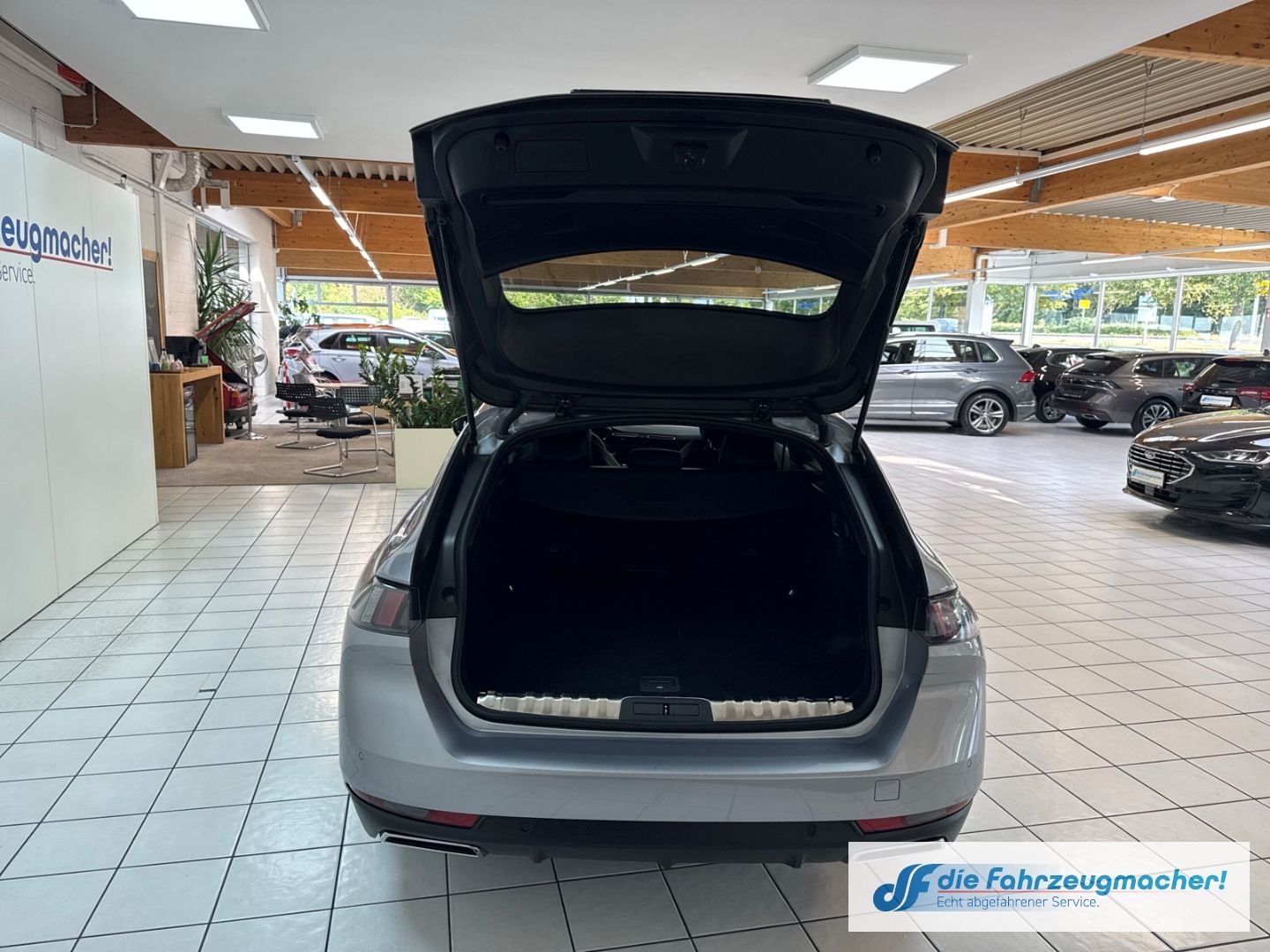 Fahrzeugabbildung Peugeot 508 SW Allure Pack 1.5 BlueHDi 130 EU6d Navi ACC
